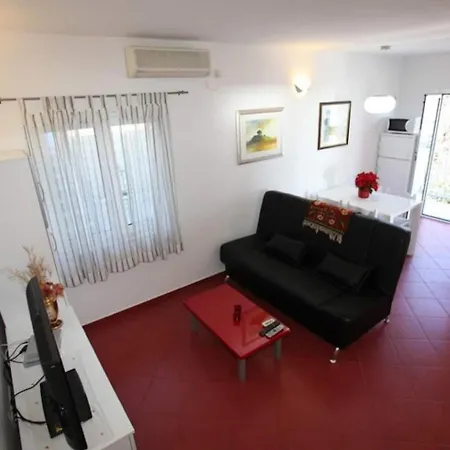 Nadi Apartment *