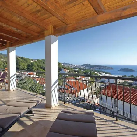 Nadi Apartment Hvar Town