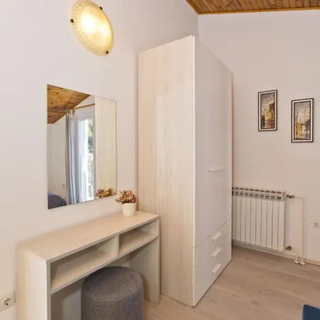 Apartment Nadi Hvar Town