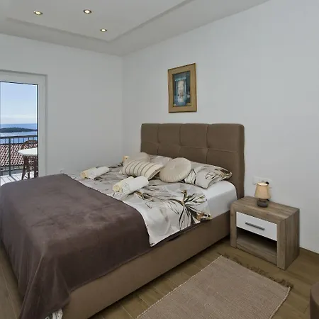 Apartment Nadi Hvar Town